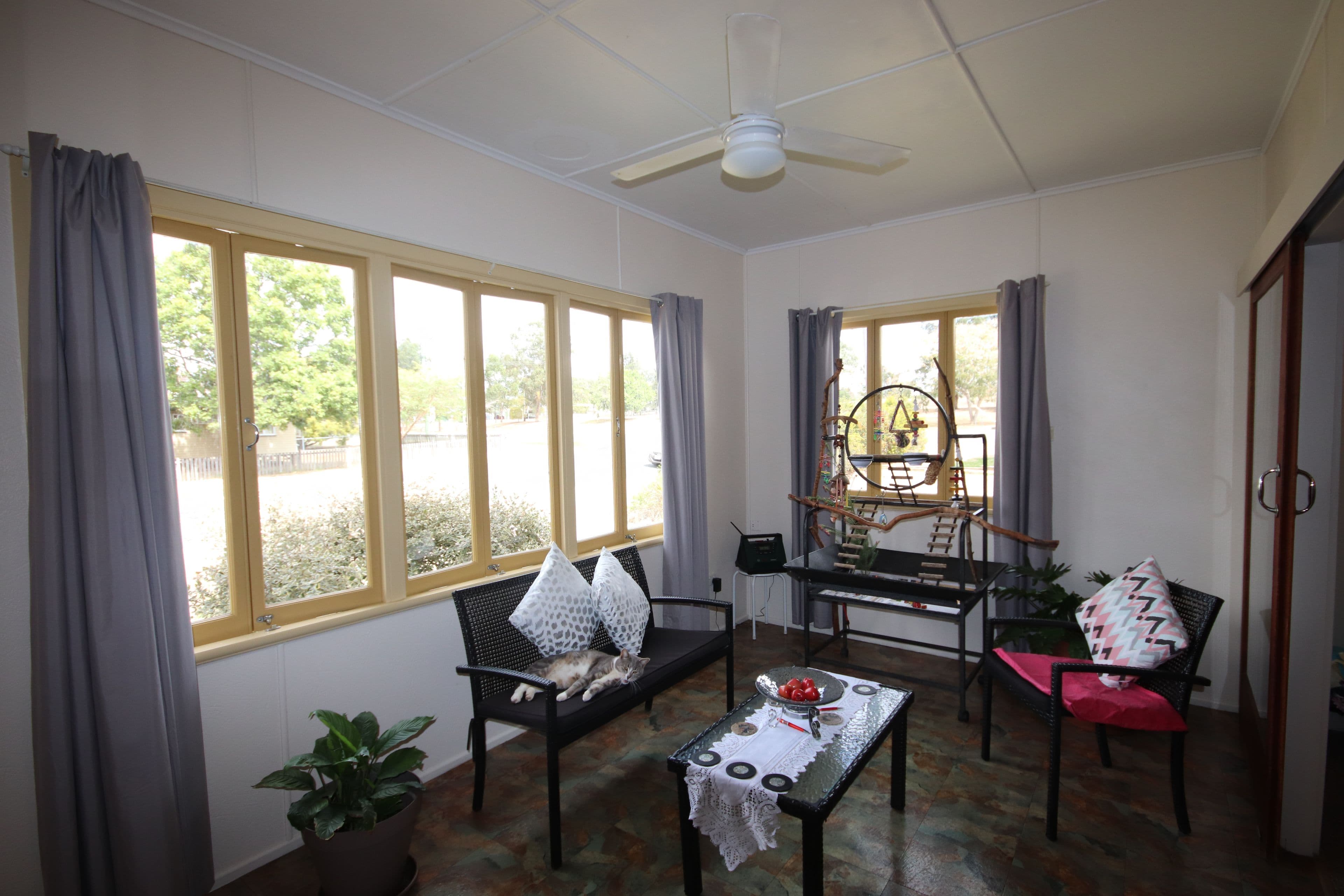 43 Landy Street, Mundubbera QLD 4626, Mundubbera - Thumbnail 2