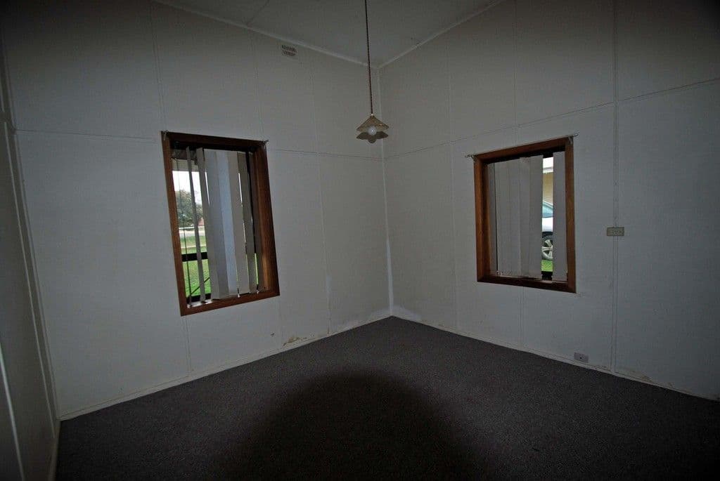8 COMER Street, HENTY NSW 2658, Henty - Thumbnail 6