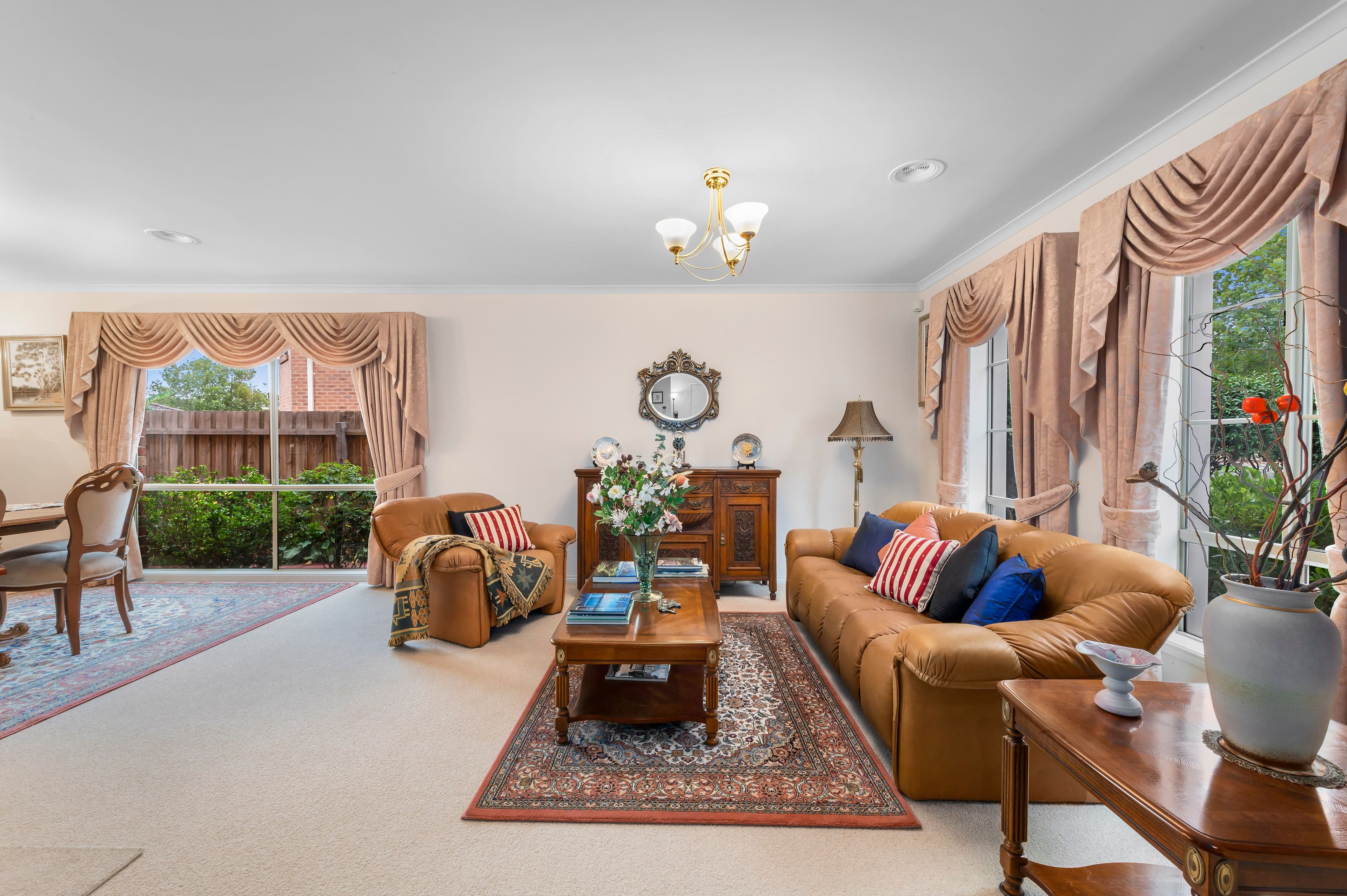 67 Mendora Crescent, Wantirna South VIC 3152, Wantirna South - Thumbnail 2