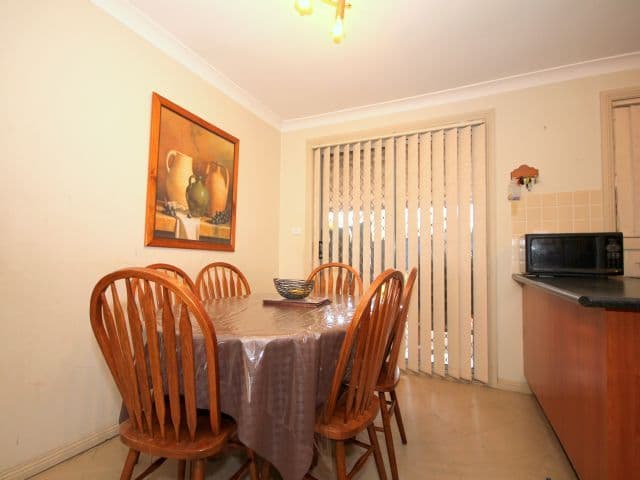 17 Oak Drive, GEORGES HALL NSW 2198, Georges Hall - Thumbnail 2
