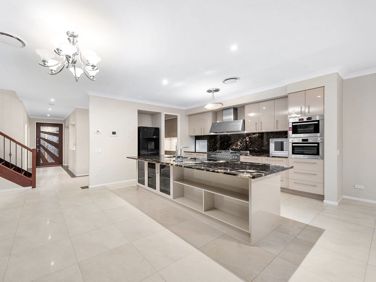 15 Dress Circle Court, Bridgeman Downs QLD 4035, Bridgeman Downs - Thumbnail 4
