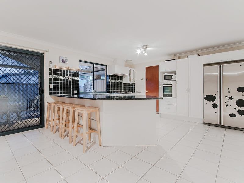 17 Liddington Rise, Leda WA 6170, Leda - Thumbnail 3