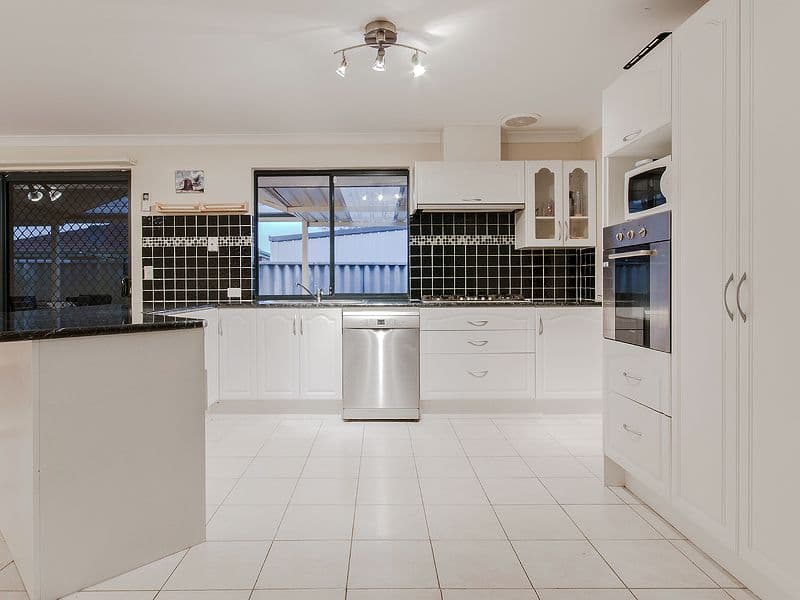 17 Liddington Rise, Leda WA 6170, Leda - Thumbnail 4