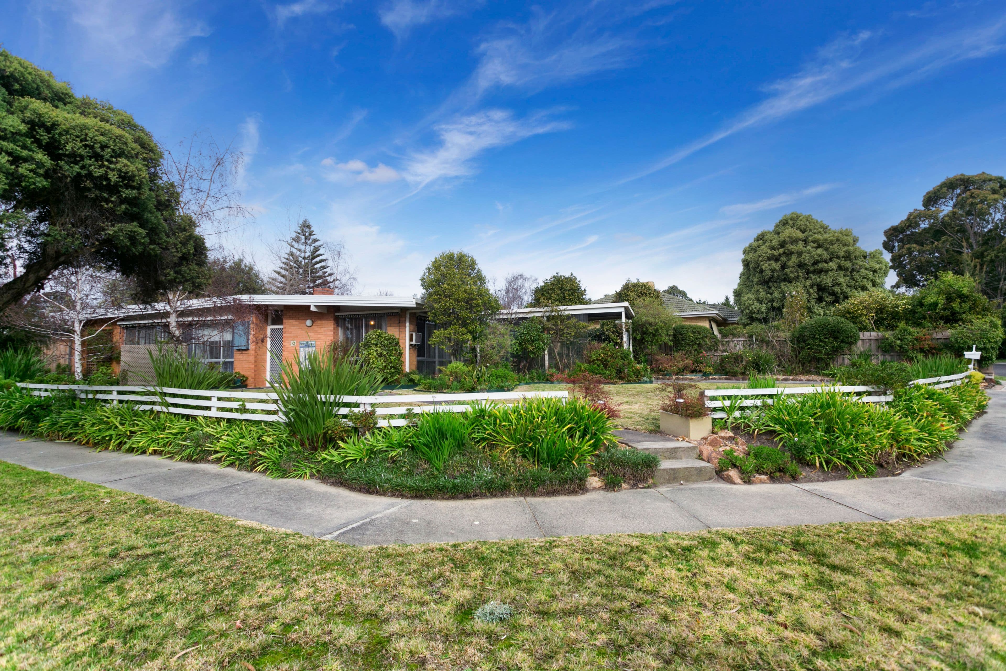 10 Helvetia Court, Frankston VIC 3199, Frankston - Thumbnail 2