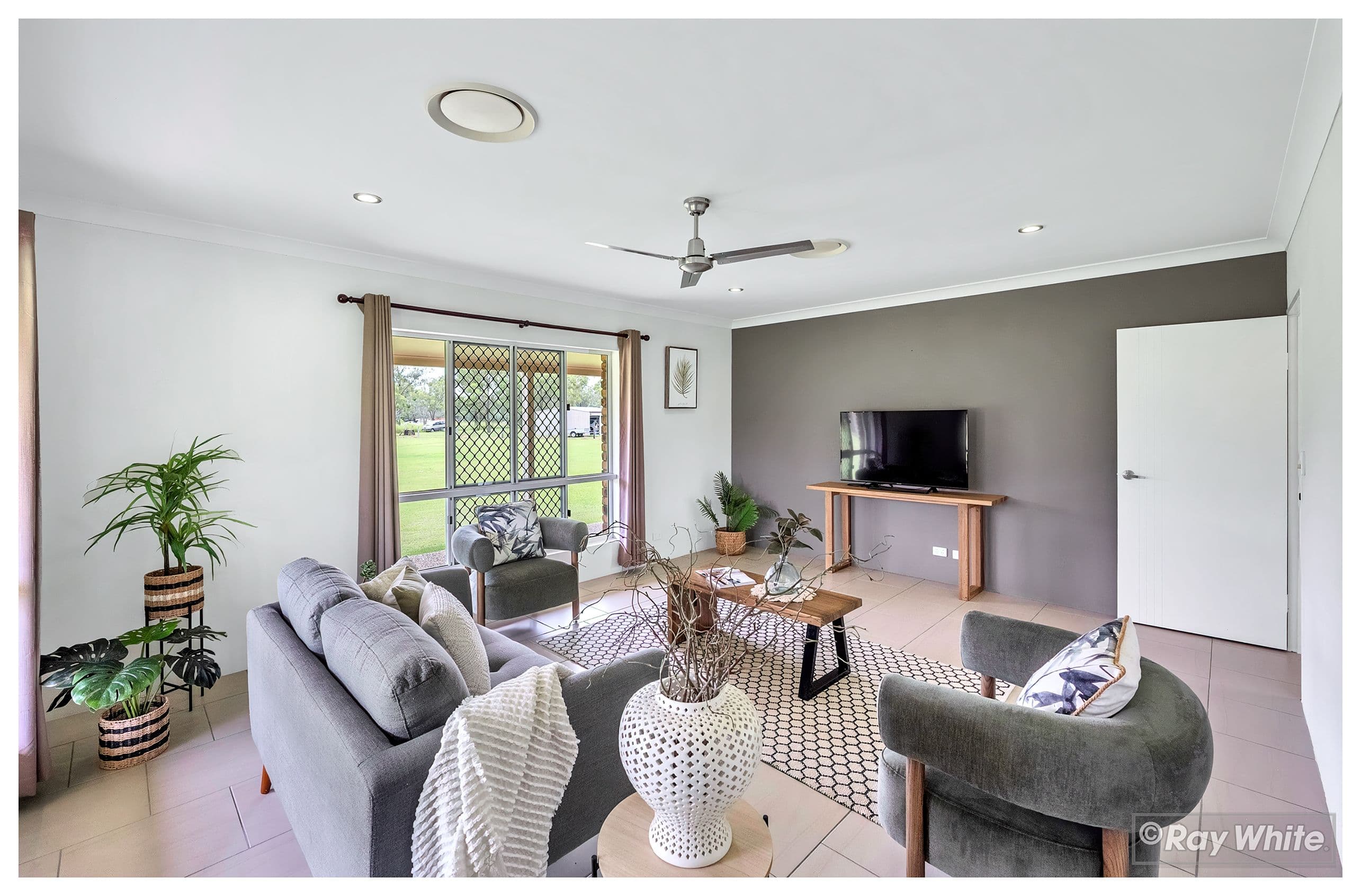 5 Cochran Street, Elizabeth Downs SA 5113, Elizabeth Downs - Thumbnail 2