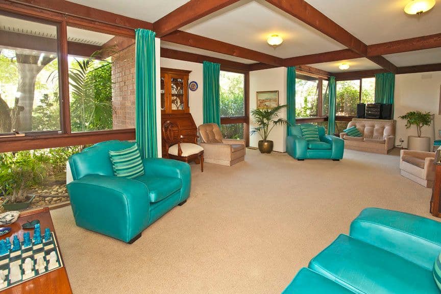 9 Crestmont Drive, GLEN WAVERLEY VIC 3150, Glen Waverley - Image 1