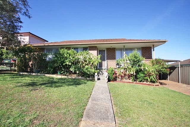 4 Goodsell Street, MINTO NSW 2566, Minto - Image 1