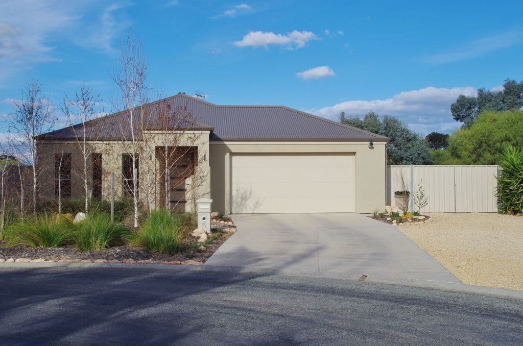 5 Cook Street, RENMARK SA 5341, Renmark - Image 1