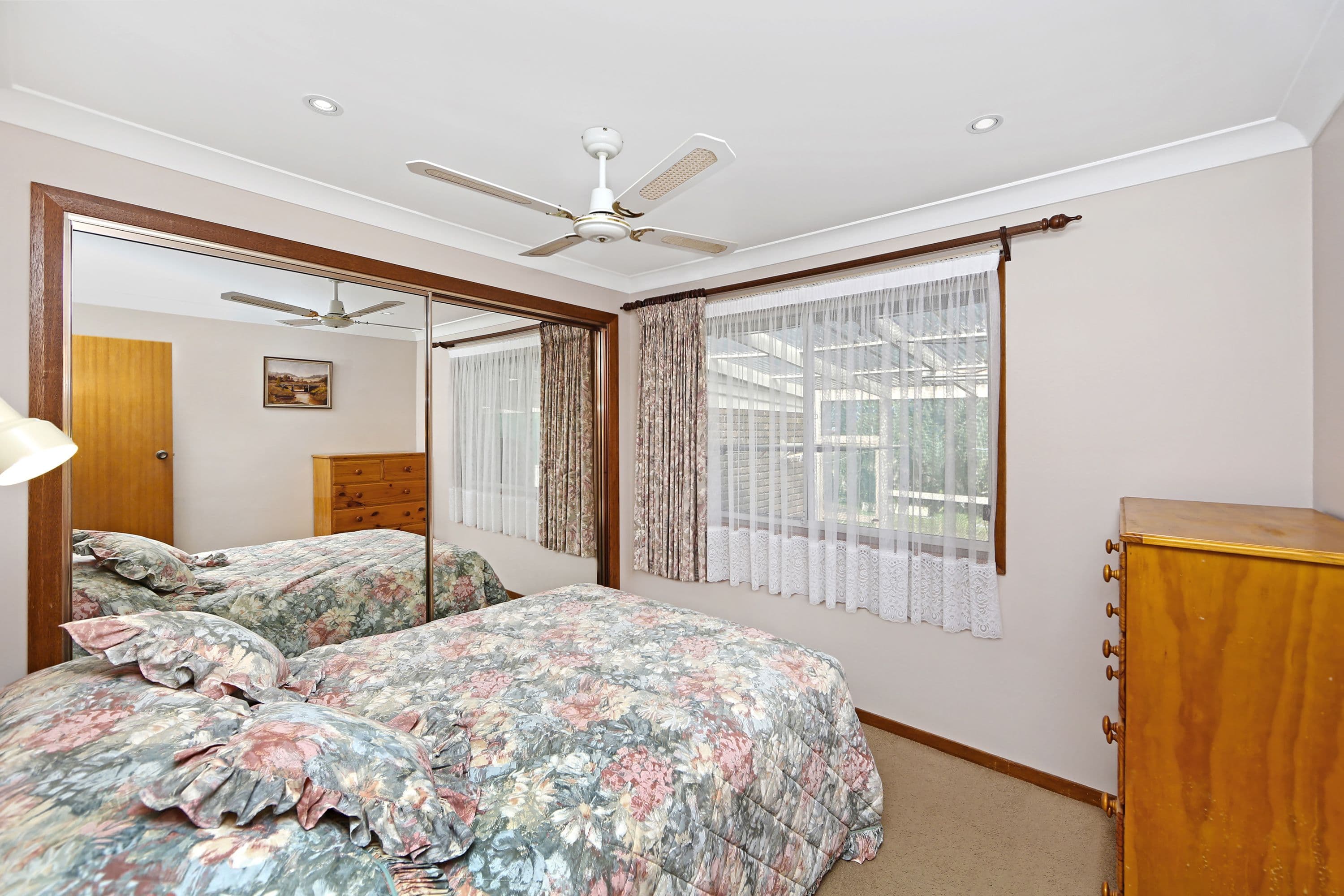 14 Kerry Crescent, Berkeley Vale - Thumbnail 5