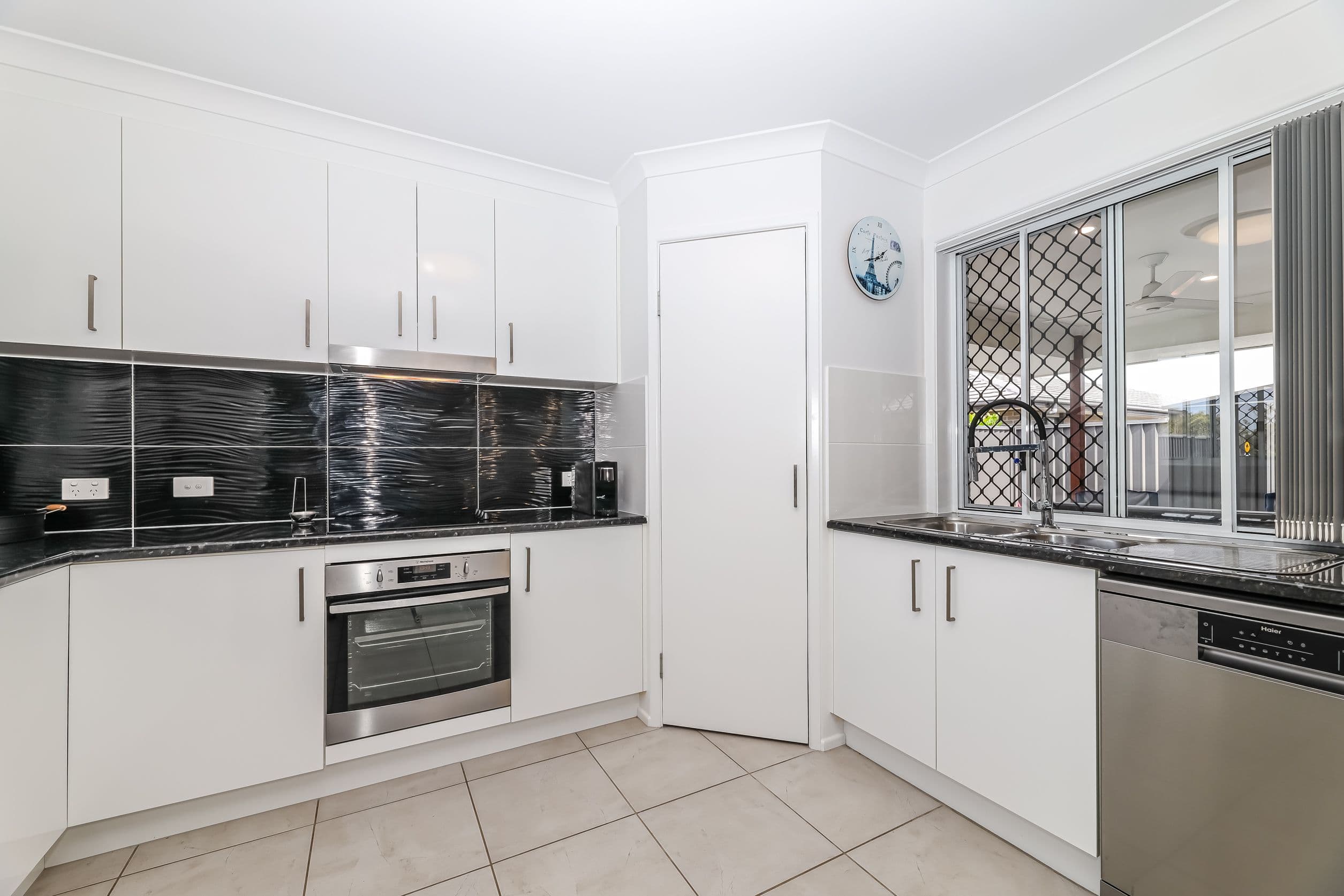 124 Bongaree Avenue, Bongaree QLD 4507, Bongaree - Thumbnail 8
