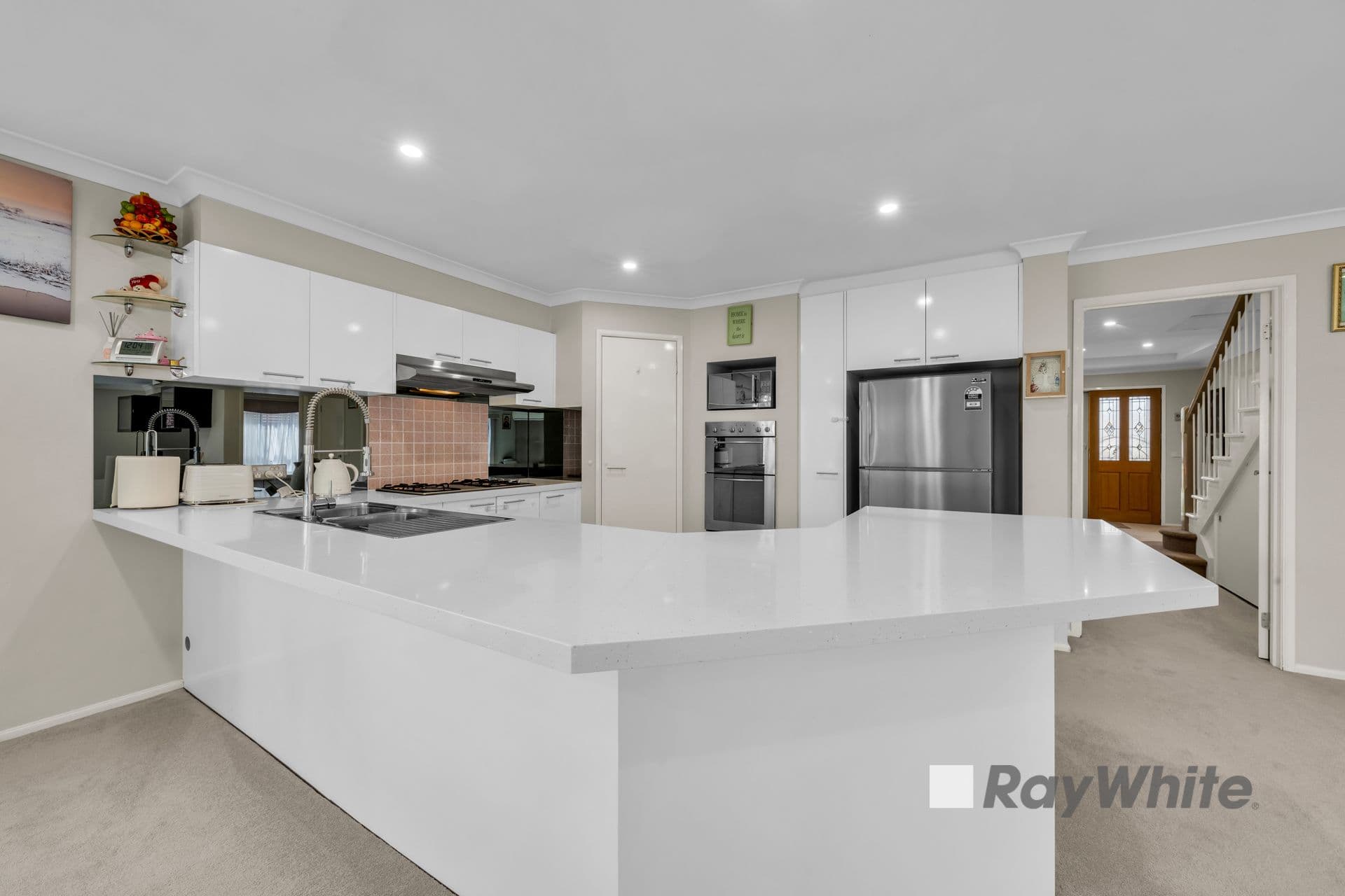 6 Silverstone Drive, Cranbourne VIC 3977, Cranbourne - Thumbnail 3