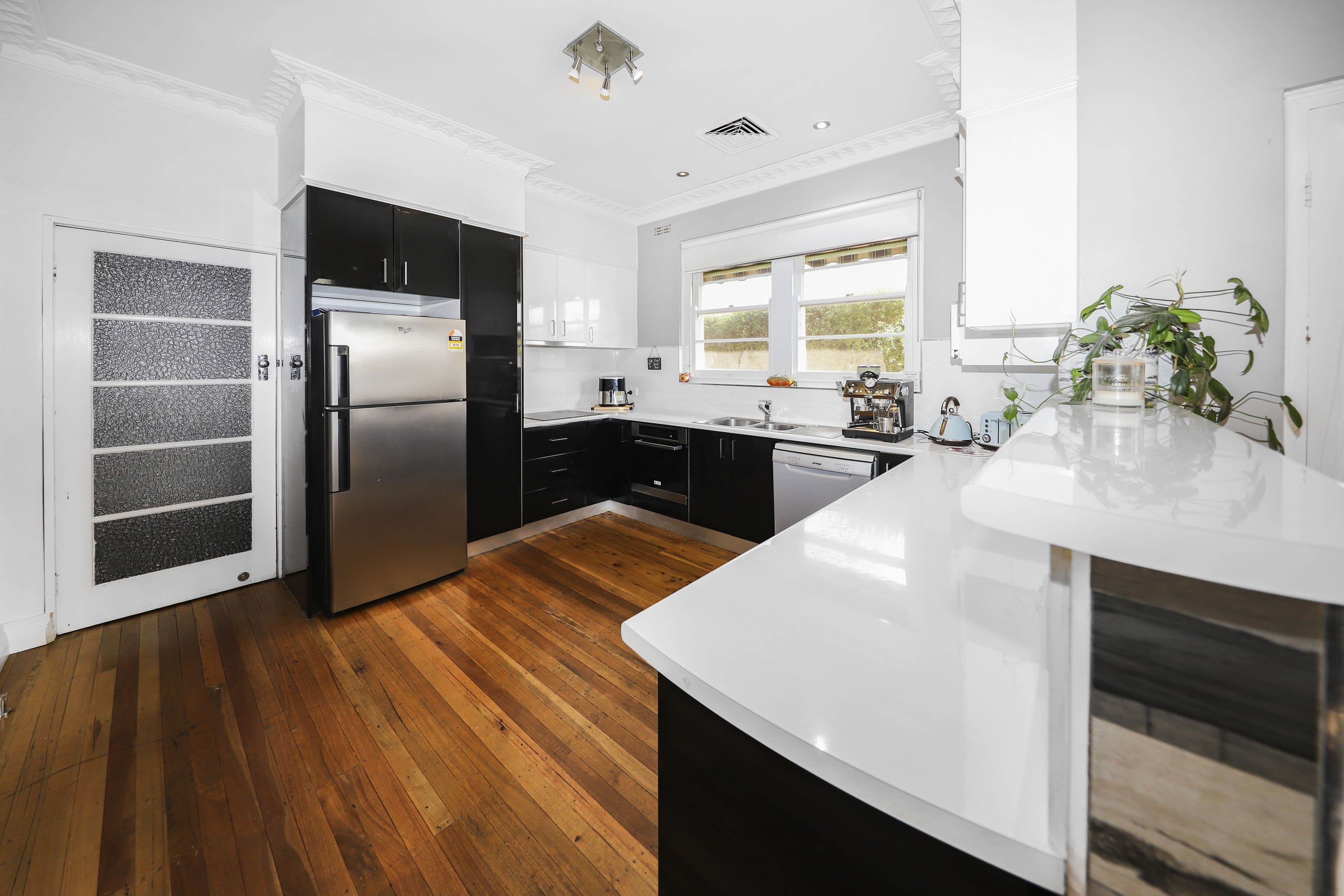 4 Robertson Street, Tumut NSW 2720, Tumut - Thumbnail 3