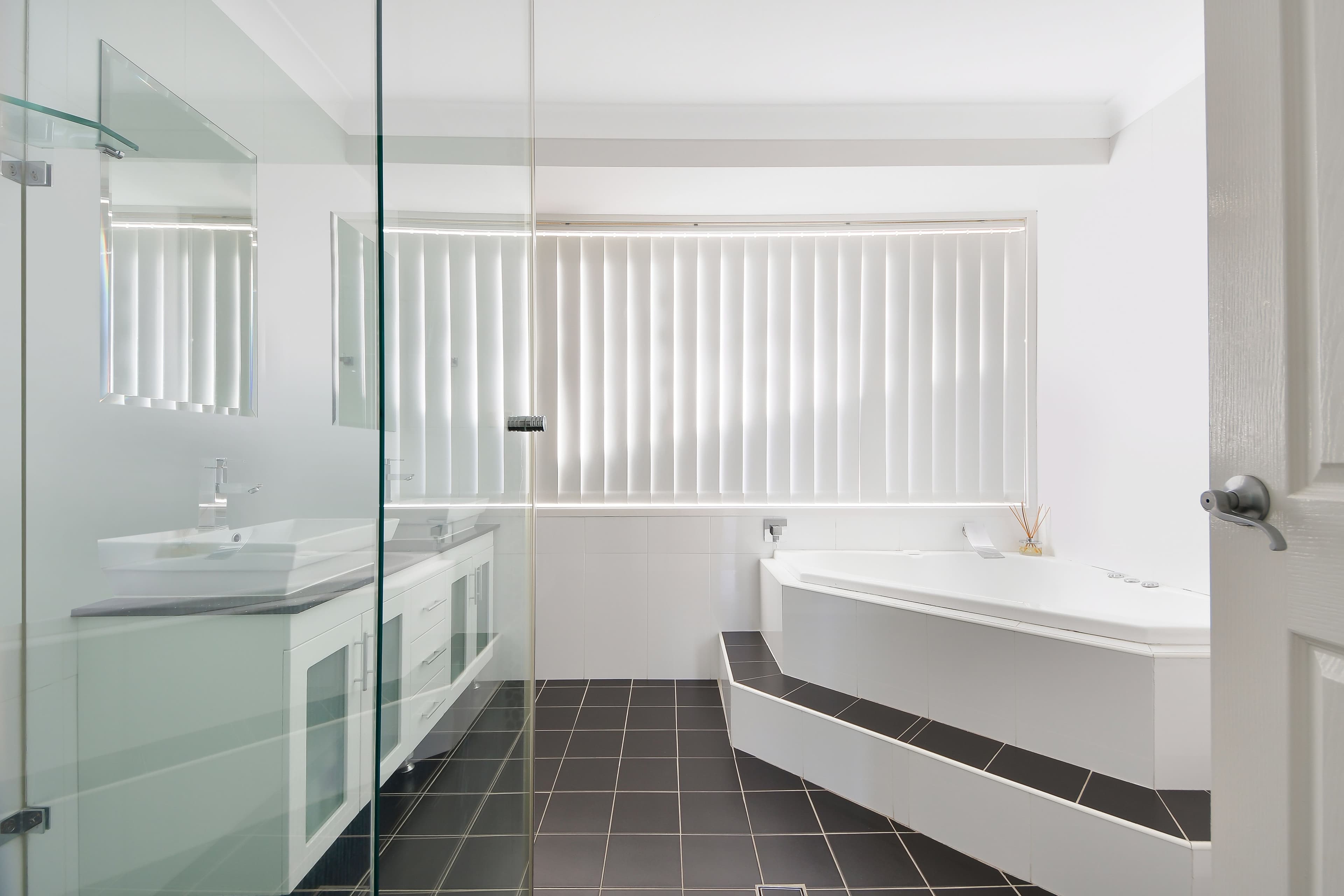 18 Marsanne Place, Eschol Park - Thumbnail 7