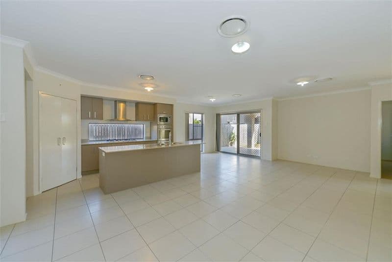 31 Sears Parade, North Lakes QLD 4509, North Lakes - Thumbnail 2