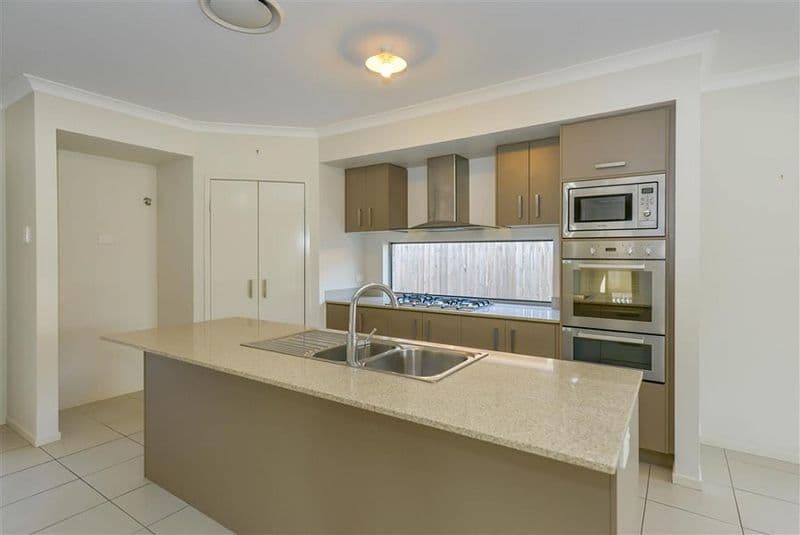 31 Sears Parade, North Lakes QLD 4509, North Lakes - Thumbnail 3