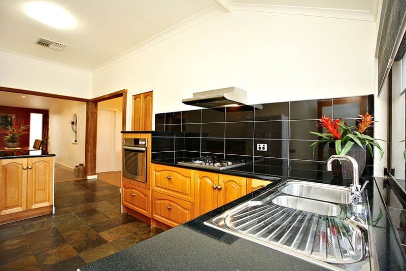 63 Anderson Avenue, PORT NOARLUNGA SA 5167, Port Noarlunga - Thumbnail 3