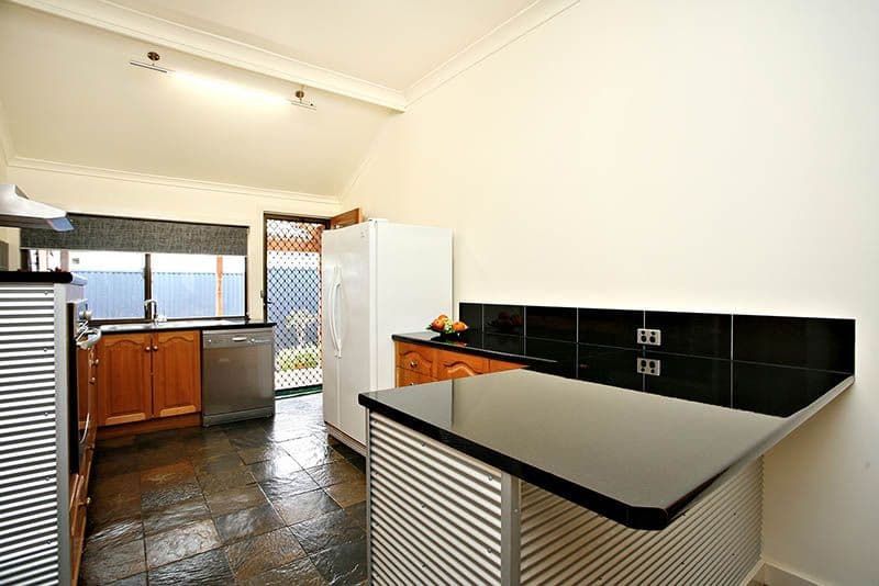 63 Anderson Avenue, PORT NOARLUNGA SA 5167, Port Noarlunga - Thumbnail 4
