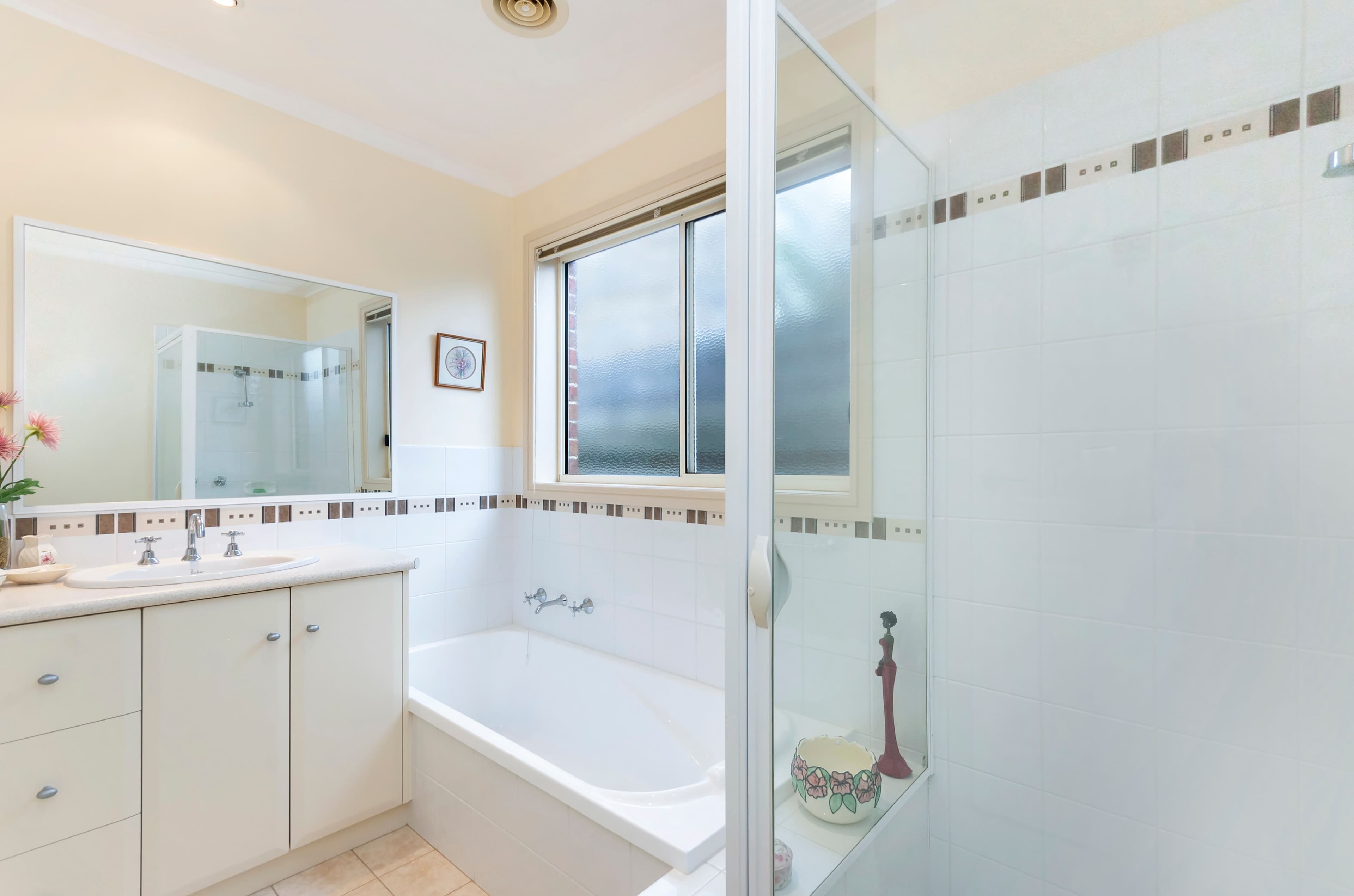 5 Lutana Grove, Warrnambool VIC 3280, Warrnambool - Thumbnail 8