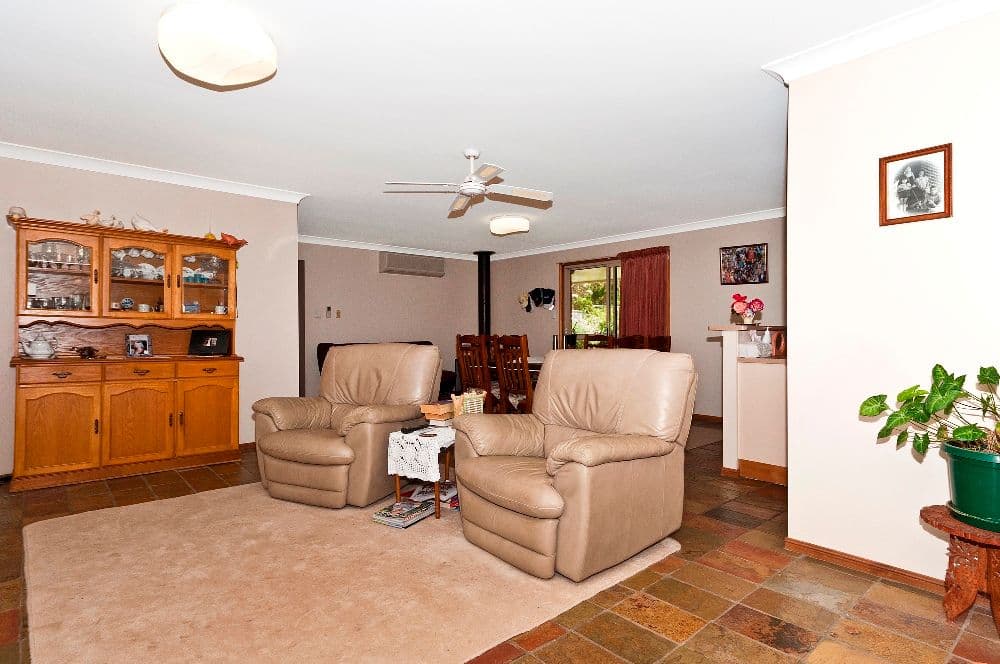 5  Oelkers Court, HODGSON VALE QLD 4352, Hodgson Vale - Thumbnail 7