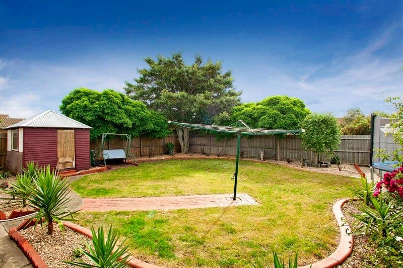 10  Cloverdale Drive, CORIO VIC 3214, Corio - Thumbnail 2