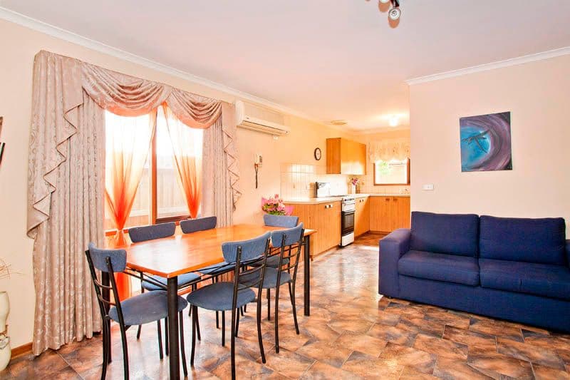 10  Cloverdale Drive, CORIO VIC 3214, Corio - Thumbnail 4
