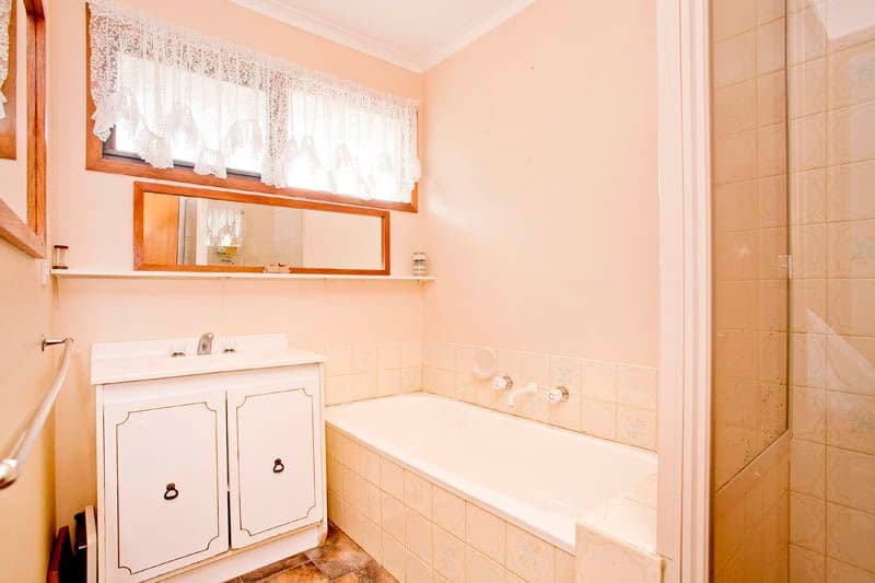 10  Cloverdale Drive, CORIO VIC 3214, Corio - Thumbnail 8