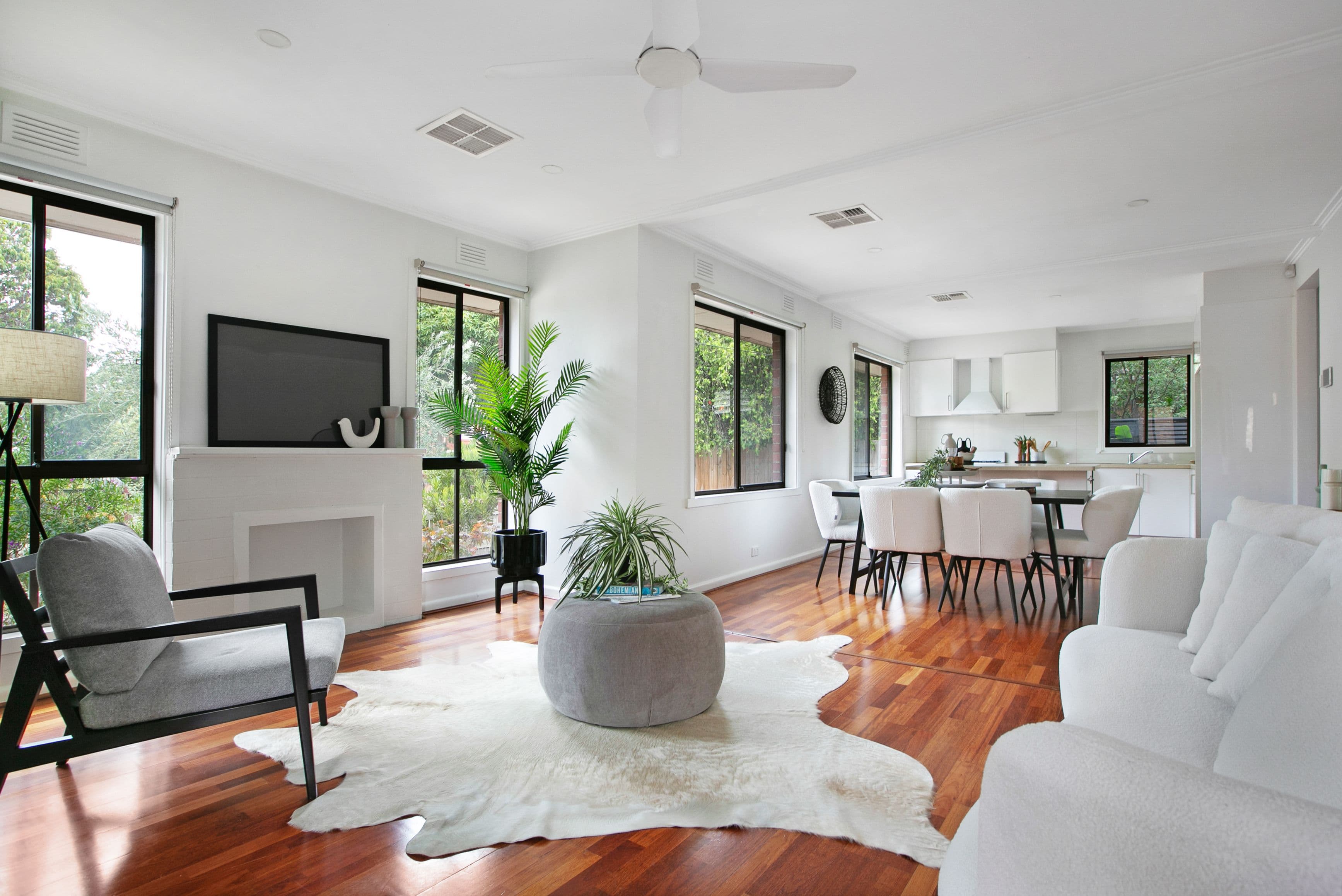 21 Kerang Avenue, Reservoir VIC 3073, Reservoir - Thumbnail 2