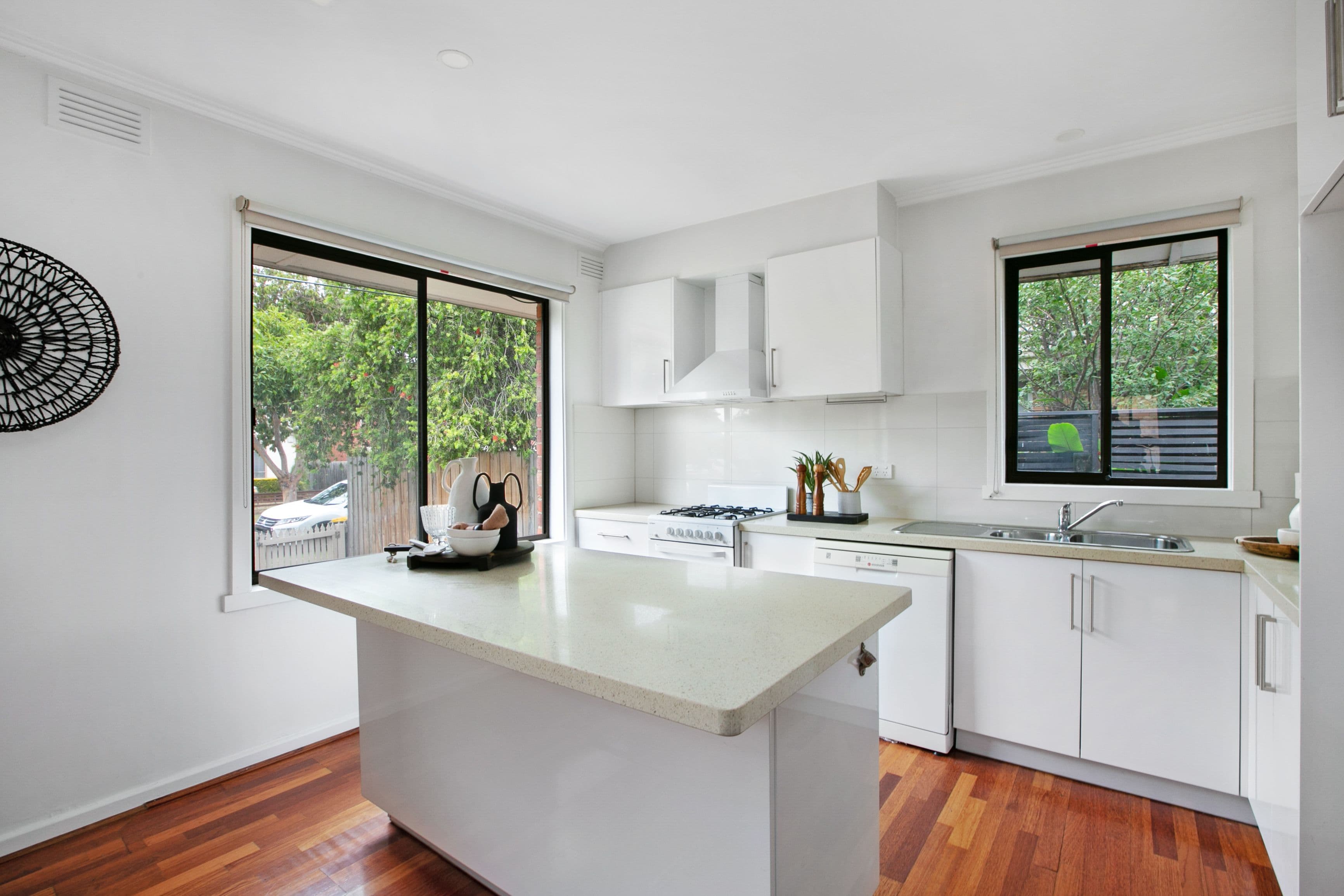 21 Kerang Avenue, Reservoir VIC 3073, Reservoir - Thumbnail 4