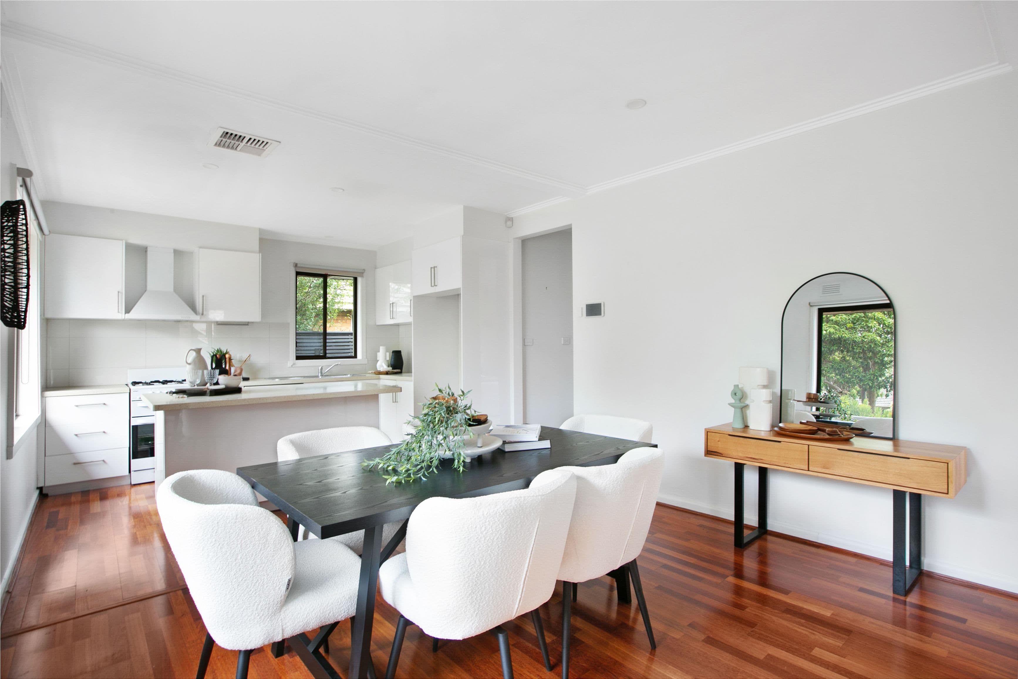 21 Kerang Avenue, Reservoir VIC 3073, Reservoir - Thumbnail 5