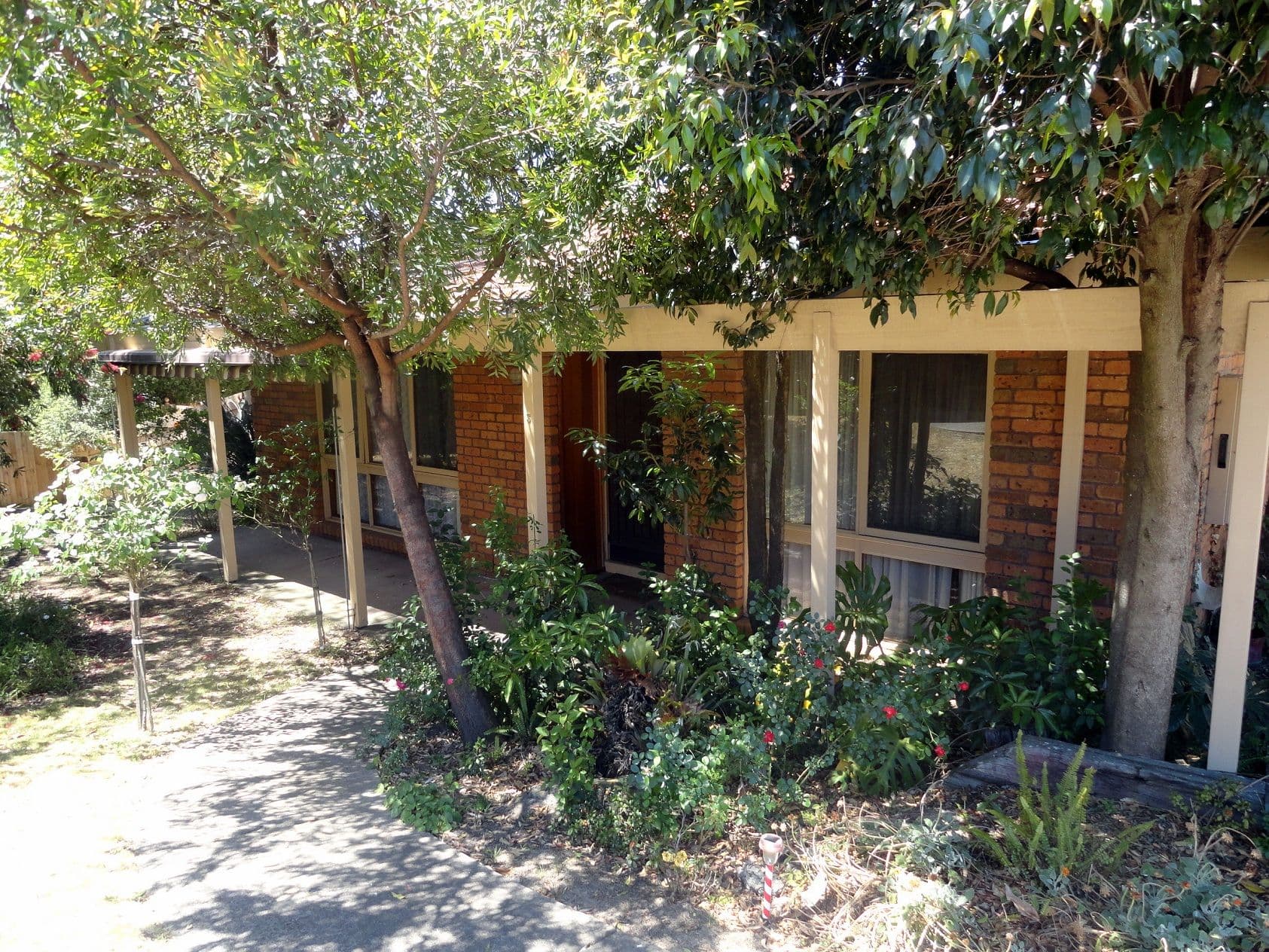 17-19 Frances Avenue, GREENSBOROUGH VIC 3088, Greensborough - Thumbnail 2