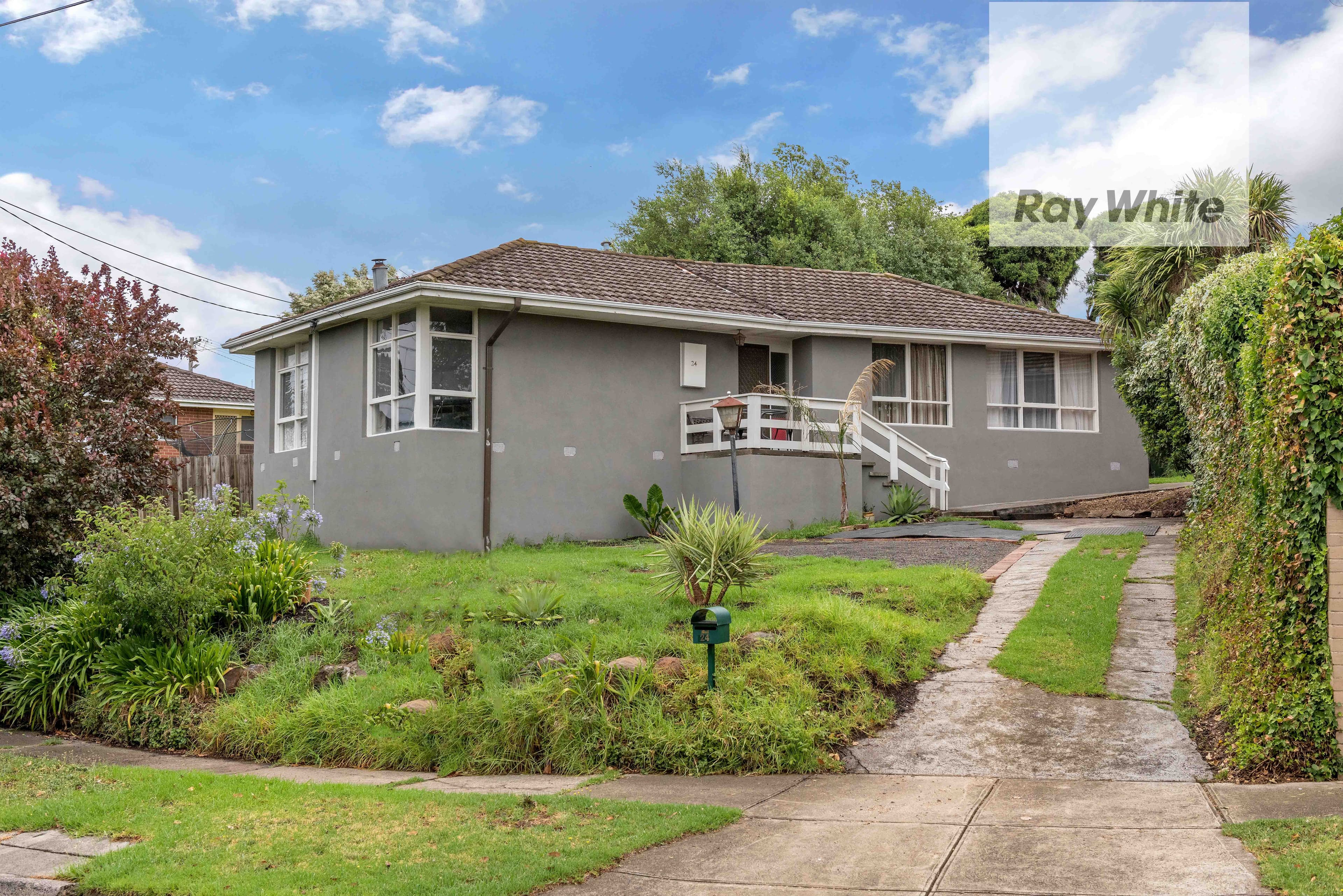 24 Neilsen Crescent, Bundoora VIC 3083, Bundoora - Thumbnail 2