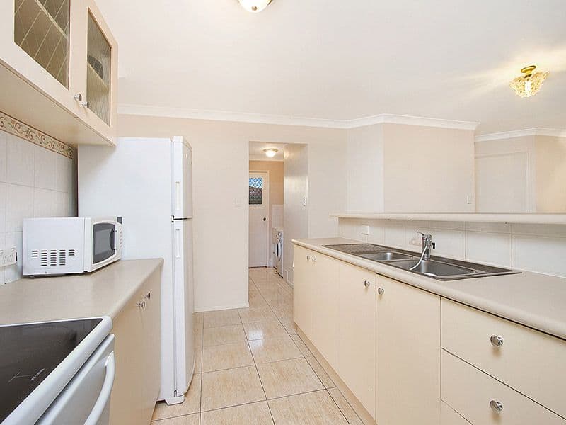 9 Bandar Court, TANAH MERAH QLD 4128, Tanah Merah - Thumbnail 4