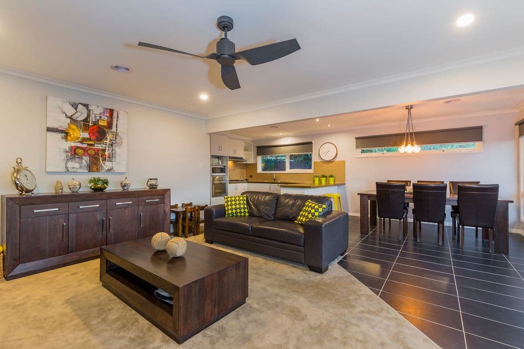10 Reigate Road, Highton VIC 3216, Highton - Thumbnail 8