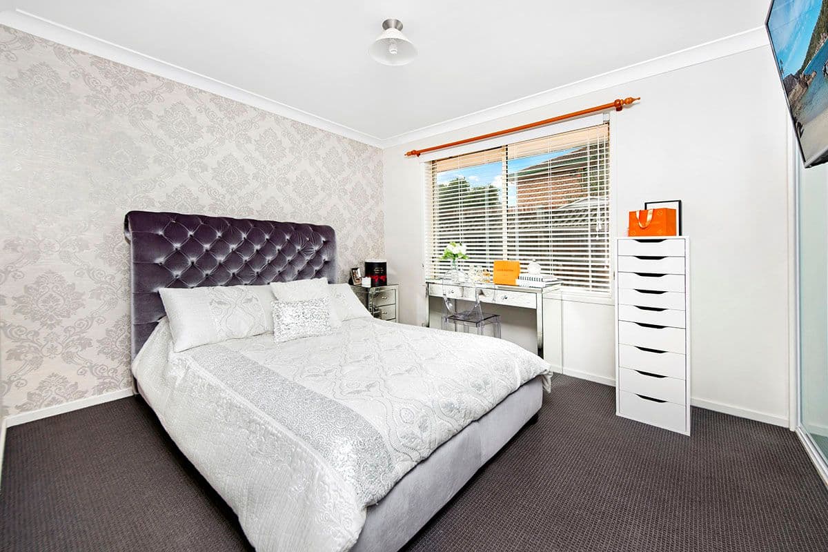 9 Stott Place, Stirling - Thumbnail 5