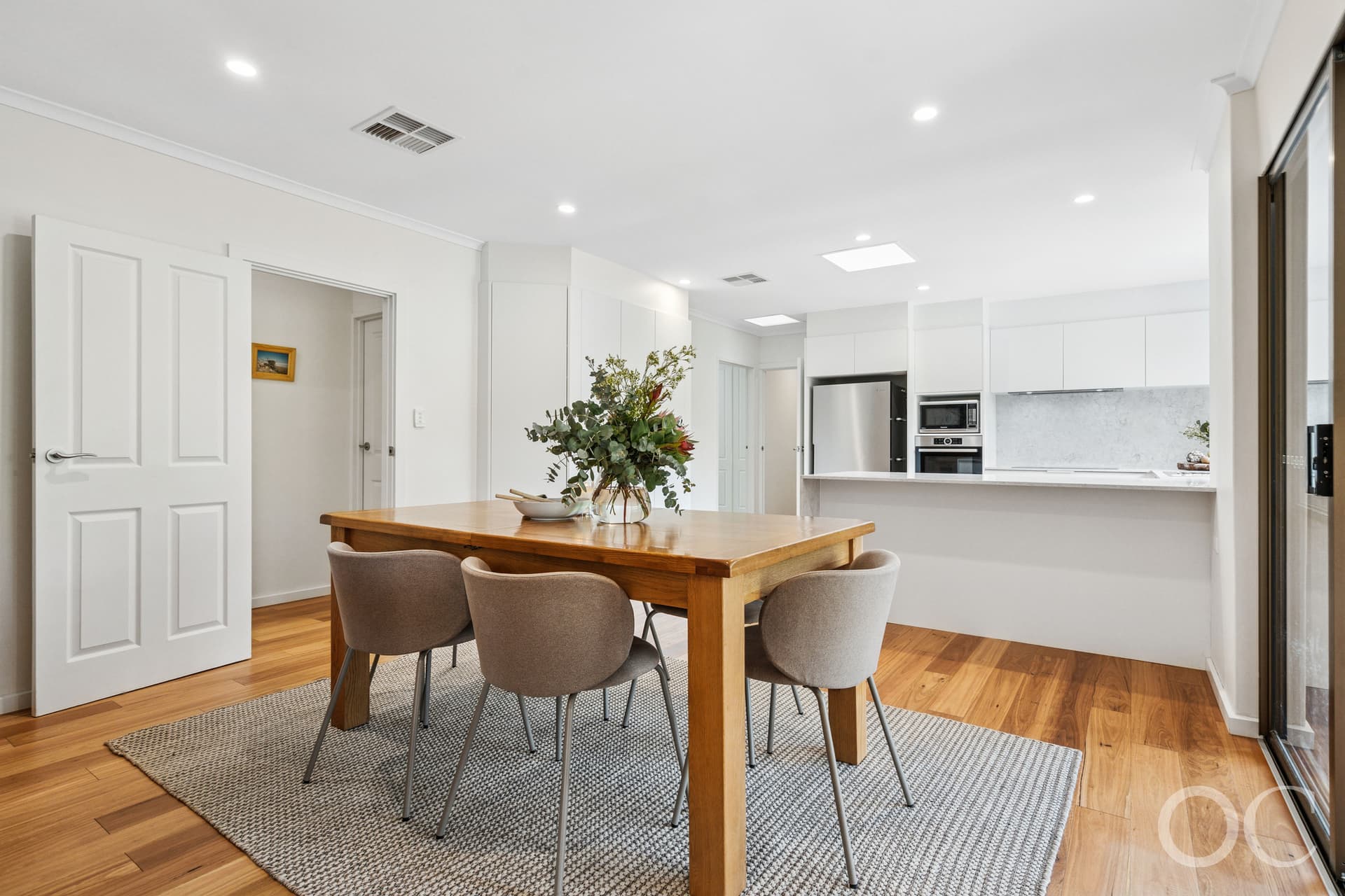 9 Stott Place, Stirling - Thumbnail 7