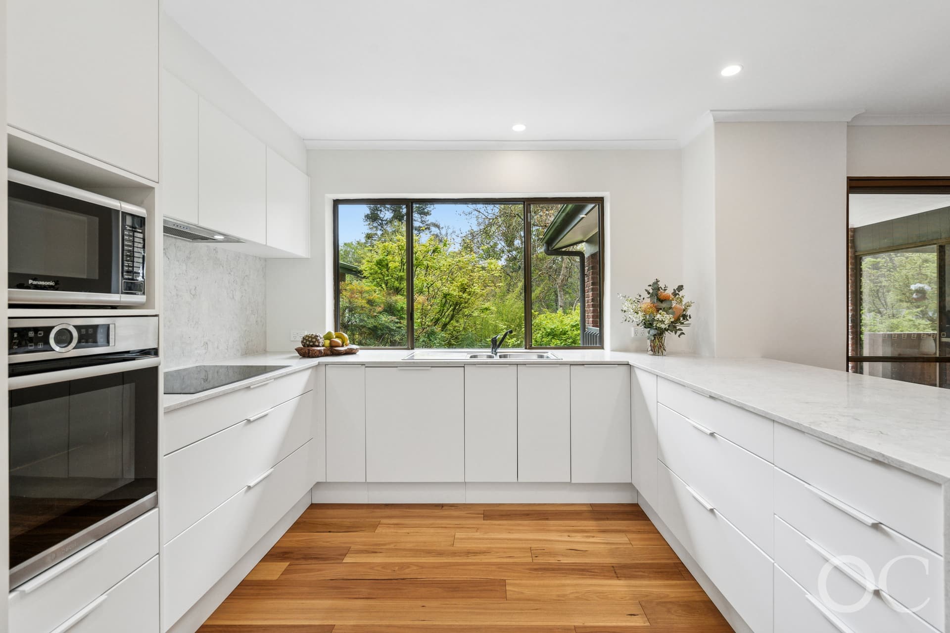 9 Stott Place, Stirling - Thumbnail 8