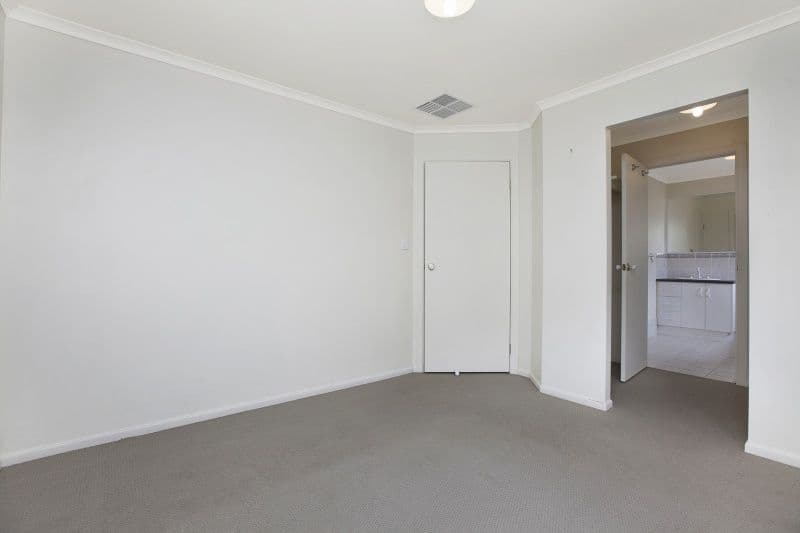 30 Blue Bay Avenue, ALDINGA BEACH SA 5173, Aldinga Beach - Thumbnail 7