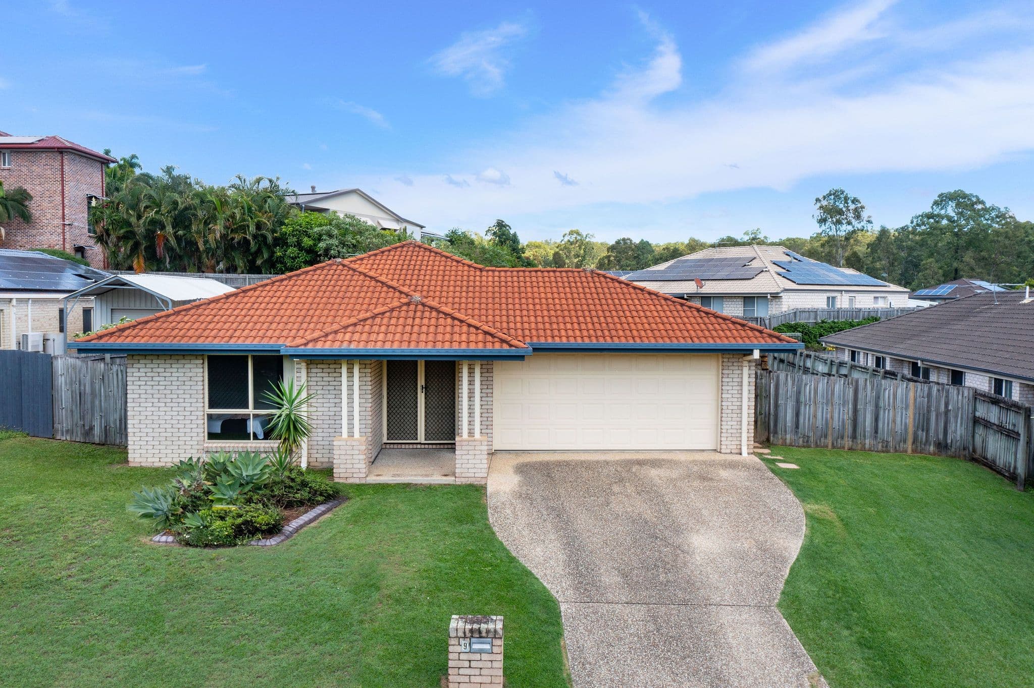 9 Greenland Court, Springfield QLD 4300, Springfield - Thumbnail 2