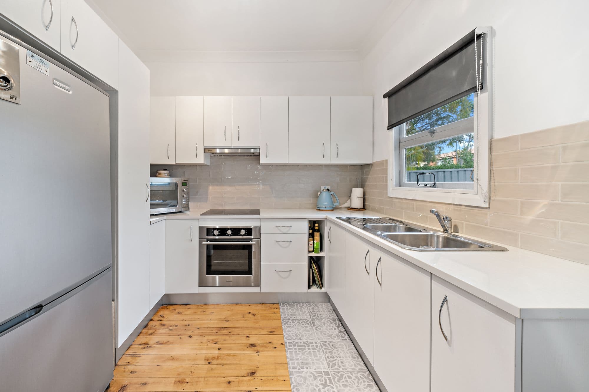 23 Cornish Avenue, Killarney Vale NSW 2261, Killarney Vale - Thumbnail 2