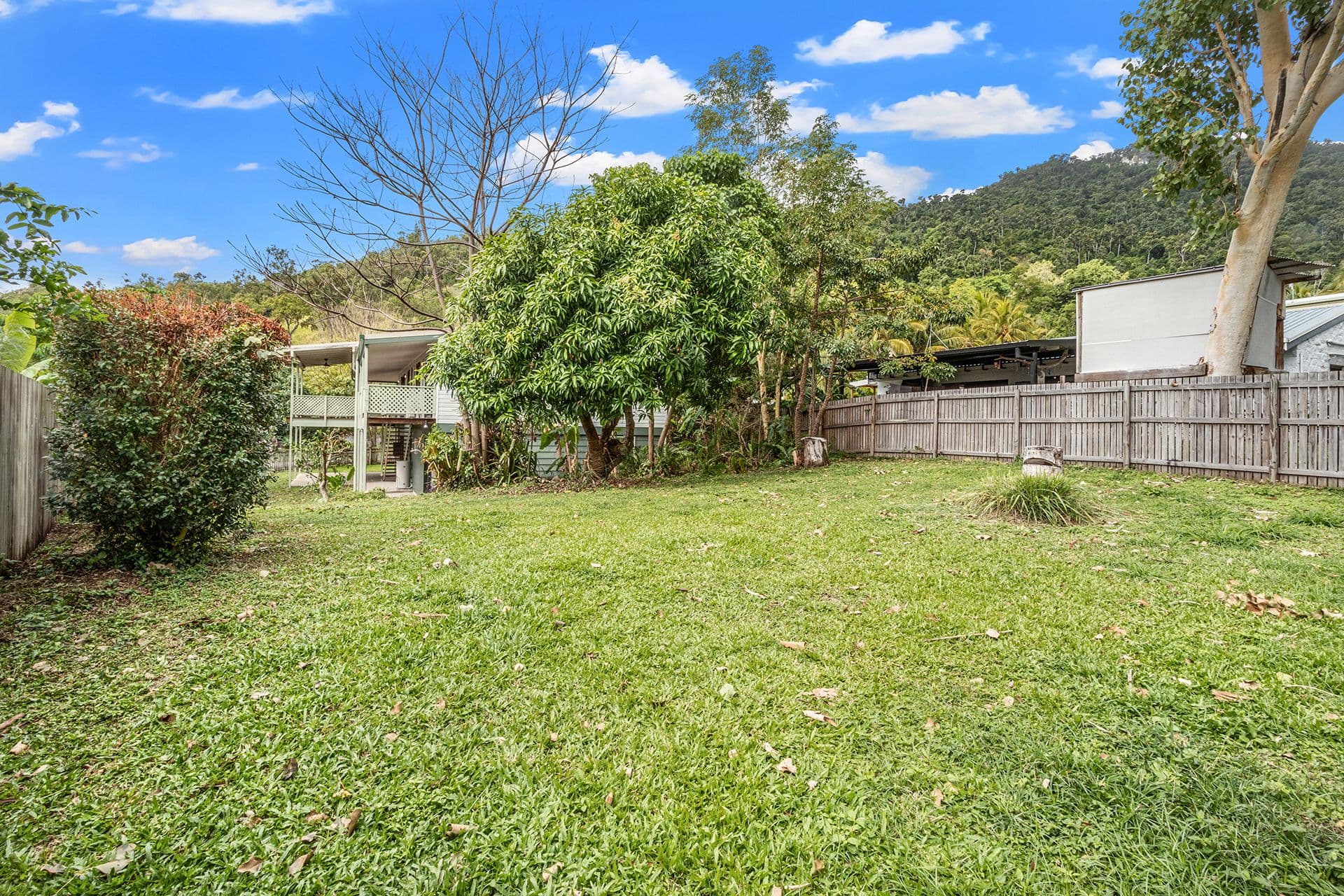 38 Tropic Road, Cannonvale QLD 4802, Cannonvale - Thumbnail 2