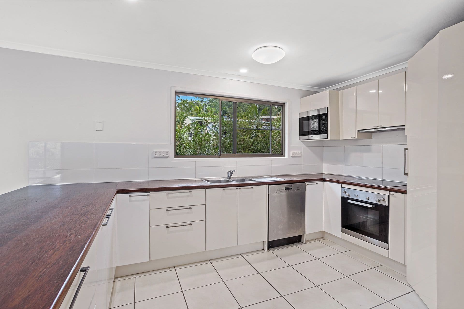 38 Tropic Road, Cannonvale QLD 4802, Cannonvale - Thumbnail 7