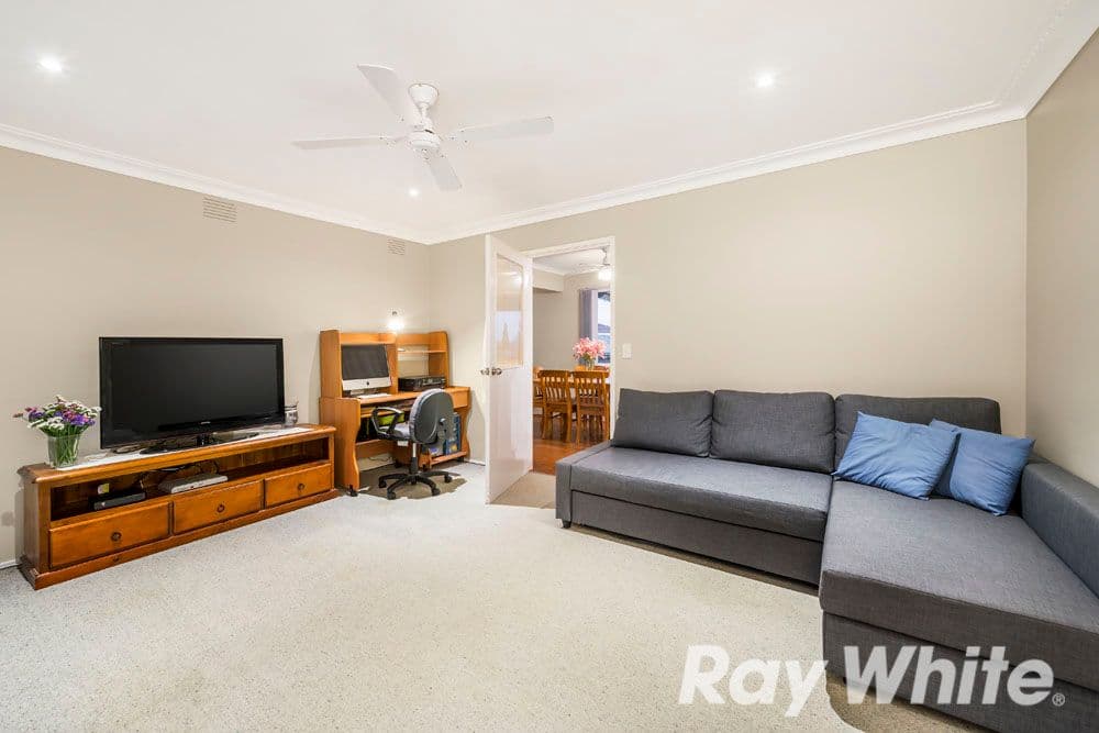 10 Berrabri Drive, Scoresby VIC 3179, Scoresby - Thumbnail 4