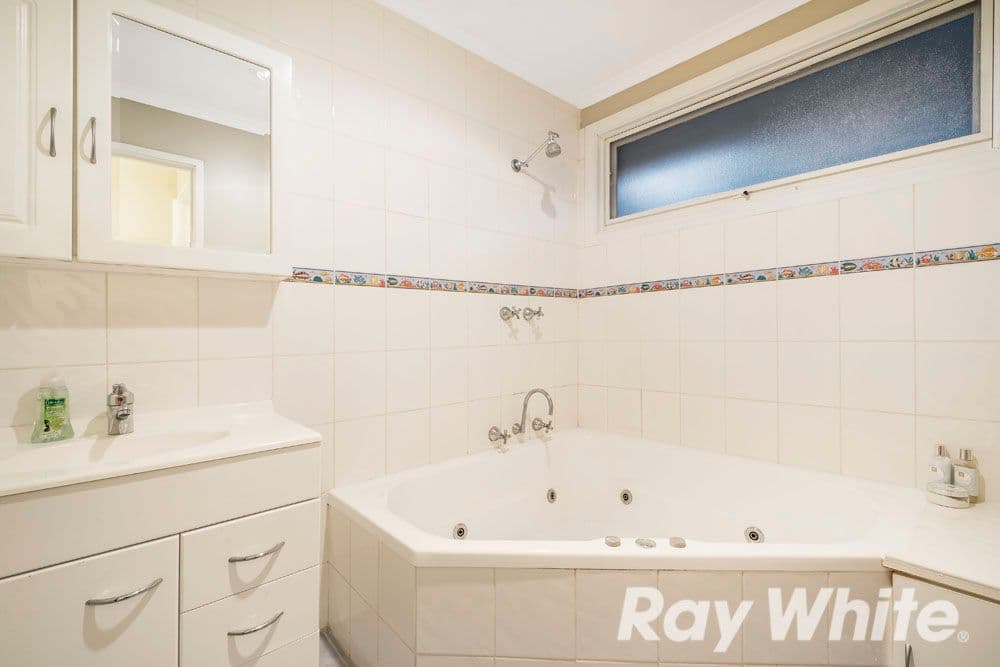 10 Berrabri Drive, Scoresby VIC 3179, Scoresby - Thumbnail 6