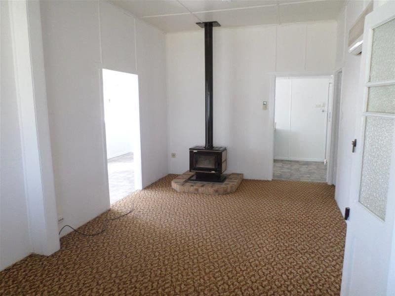 10 Constance Street, Miles QLD 4415, Miles - Thumbnail 2