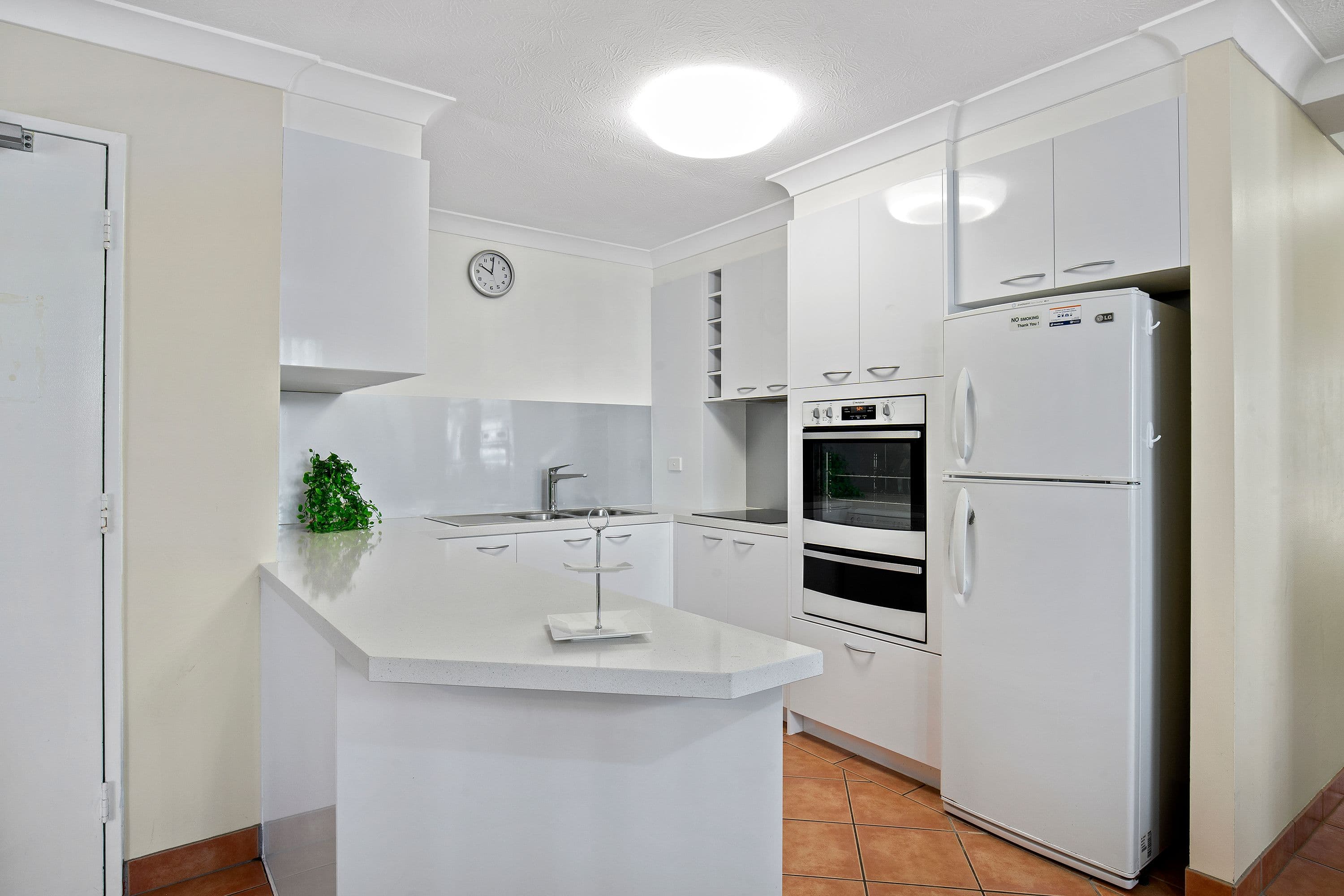 32-38 Montana Road, Mermaid Beach QLD 4218, Mermaid Beach - Thumbnail 4