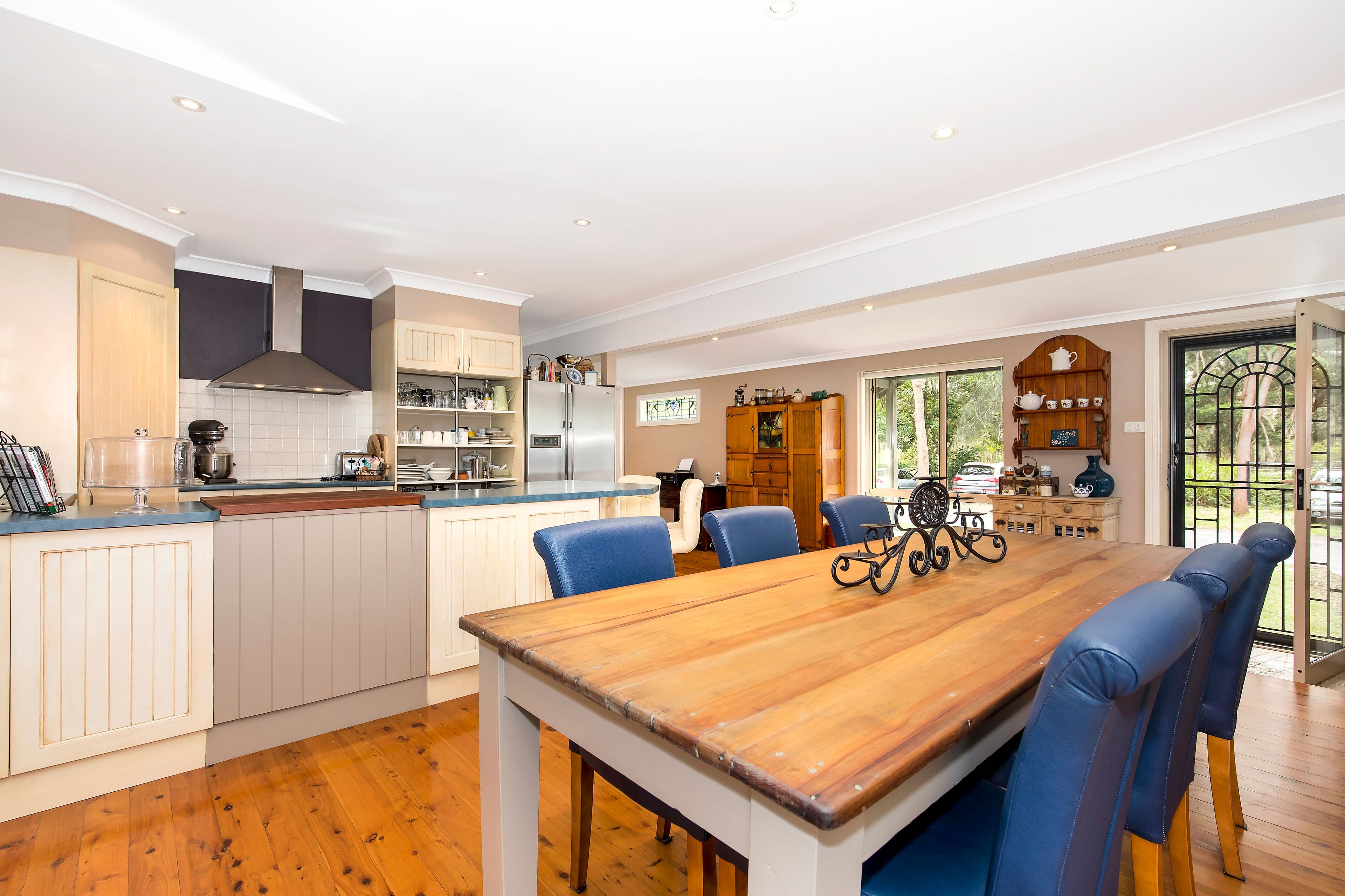 11 Warner Avenue, Tuggerawong - Thumbnail 5
