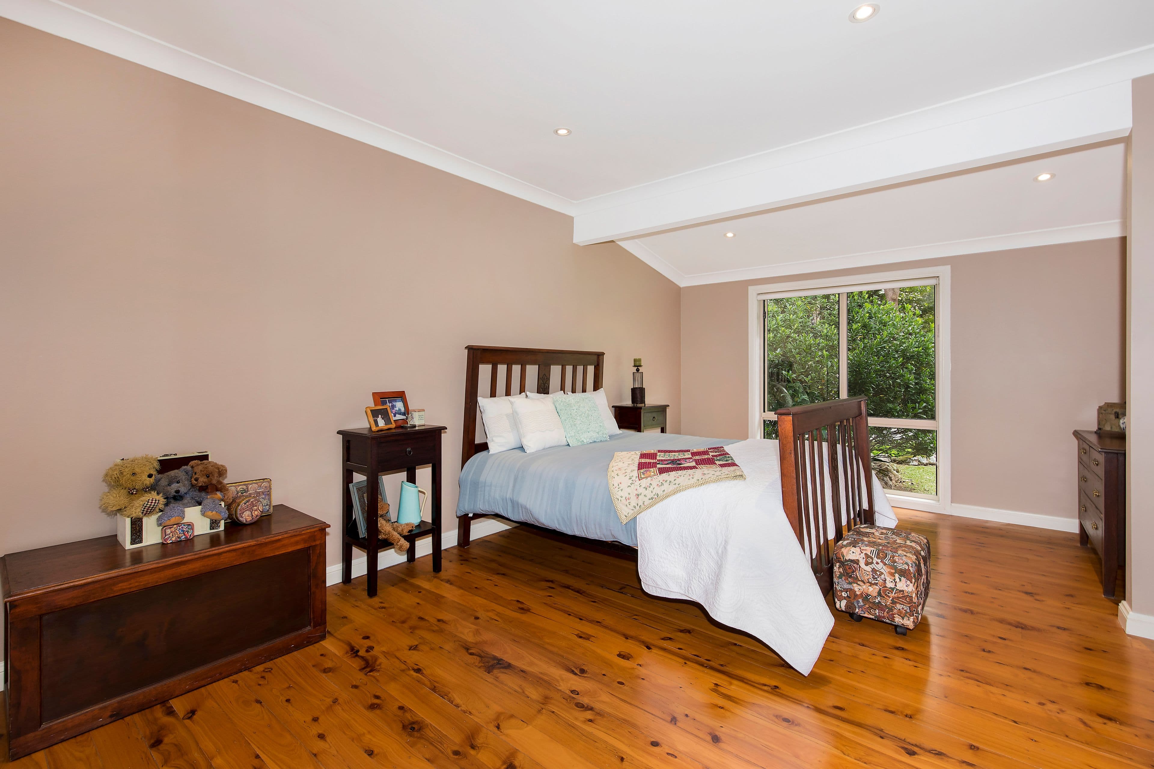 11 Warner Avenue, Tuggerawong - Thumbnail 7