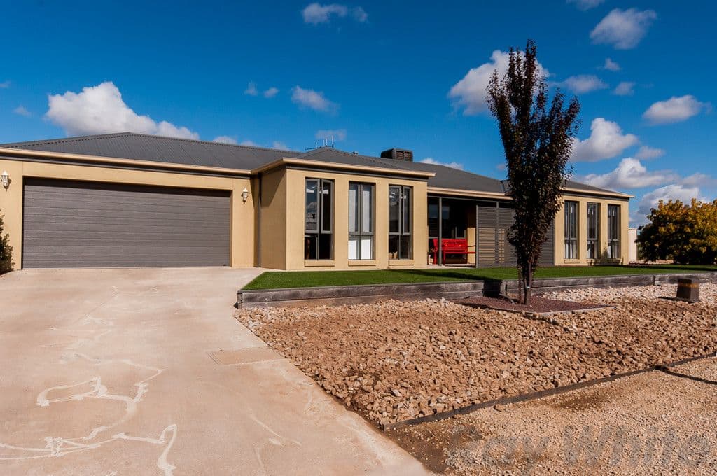 14 Jane Road, Yarrawonga VIC 3730, Yarrawonga - Image 1