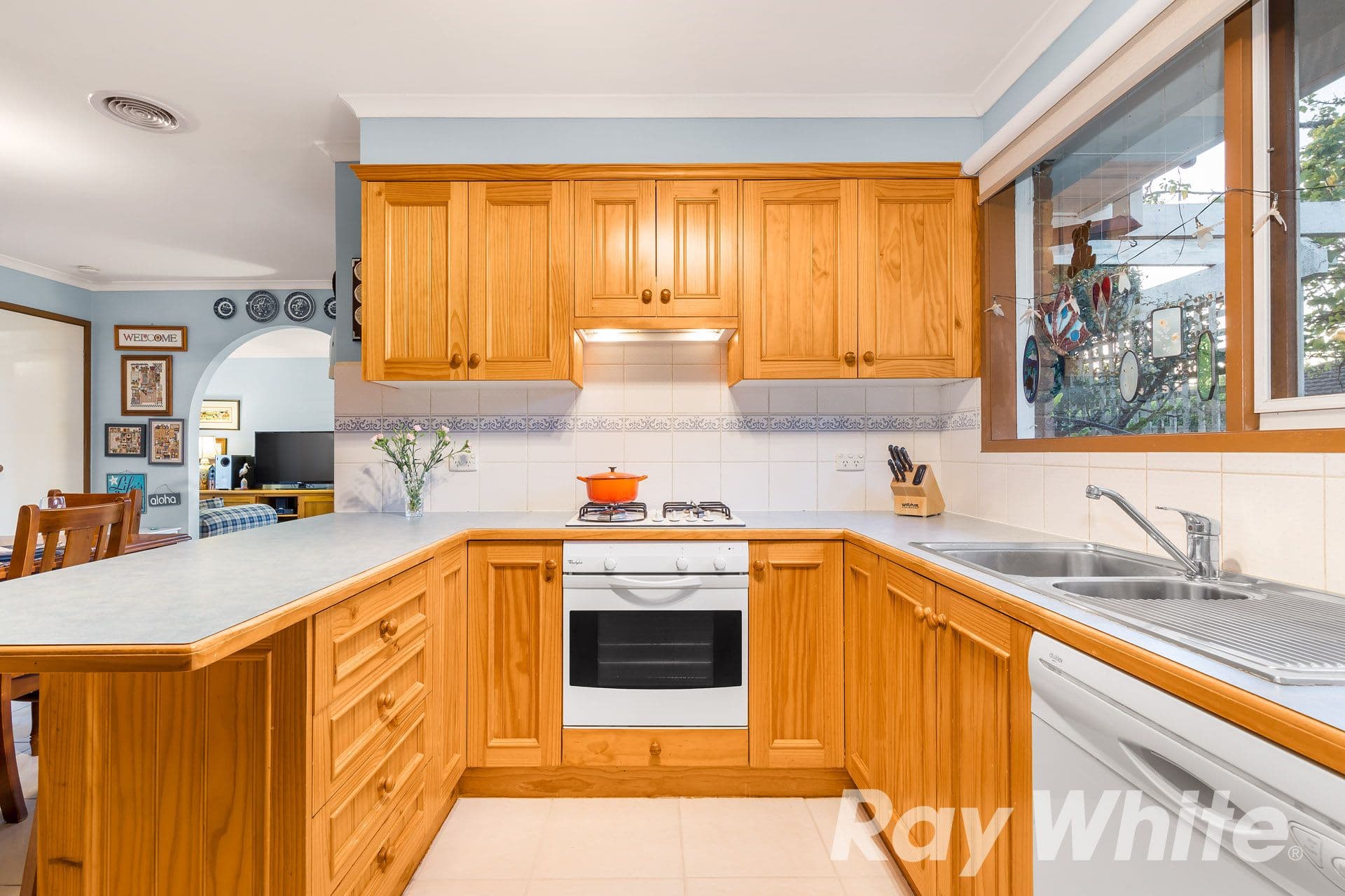 6 Keiwa Place, Rowville VIC 3178, Rowville - Thumbnail 2