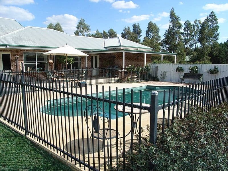 20 Schoeffel Drive, ECHUCA VIC 3564, Echuca - Image 1
